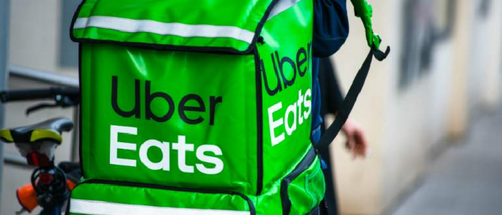 Hac&iacute;a delivery de comida en la Quinta Secci&oacute;n y su changa: vender "merca"