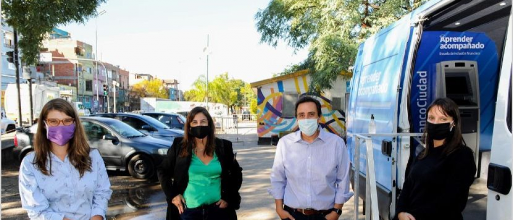 El Banco Ciudad habilitó un nuevo cajero móvil en un barrio carenciado de la CABA