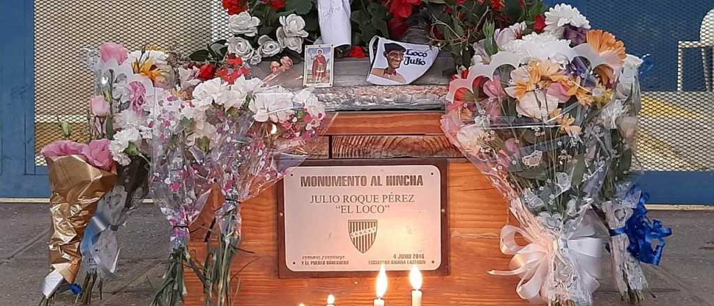 As&iacute; despiden los hinchas del Tomba al Loco Julio 