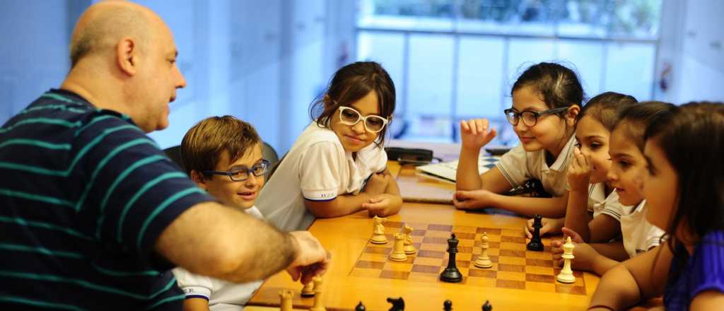 DGE dictará cursos rápidos de ajedrez online para primaria y secundaria