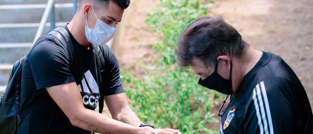 Cristian Pav&oacute;n volvi&oacute; a entrenarse en Estados Unidos con la mira en Boca
