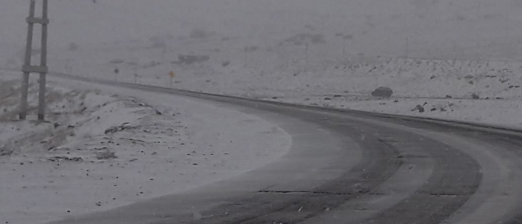 Cerraron el paso a Chile por una tormenta de nieve en Alta Montaña