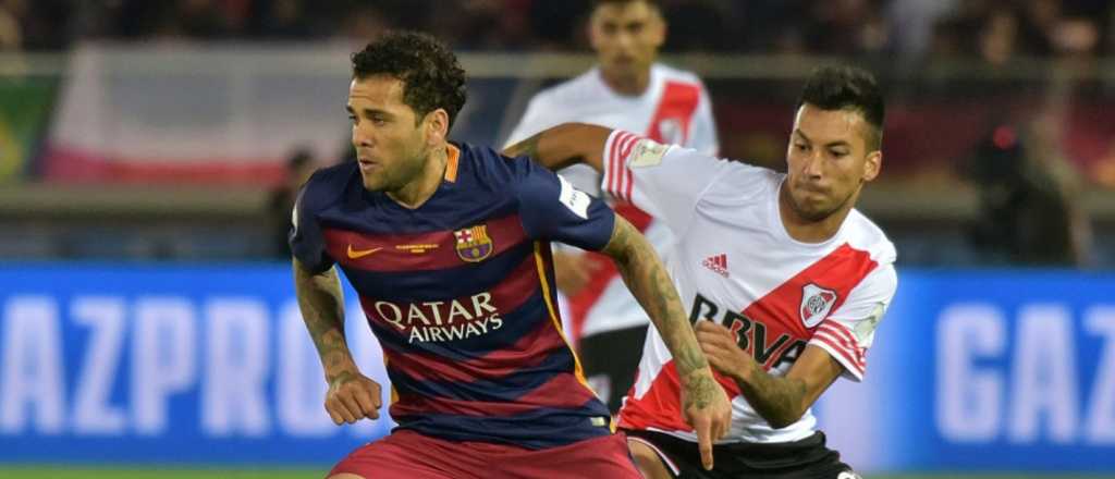 Dani Alves llen&oacute; de elogios a Gallardo