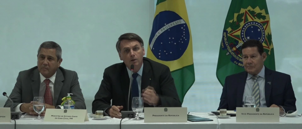 En video, Bolsonaro habla de interferir en la Policía Federal