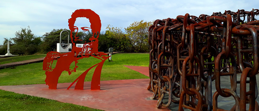 Es enfermera y pedalea cada d&iacute;a 20 kil&oacute;metros para ir a un centro de Salud