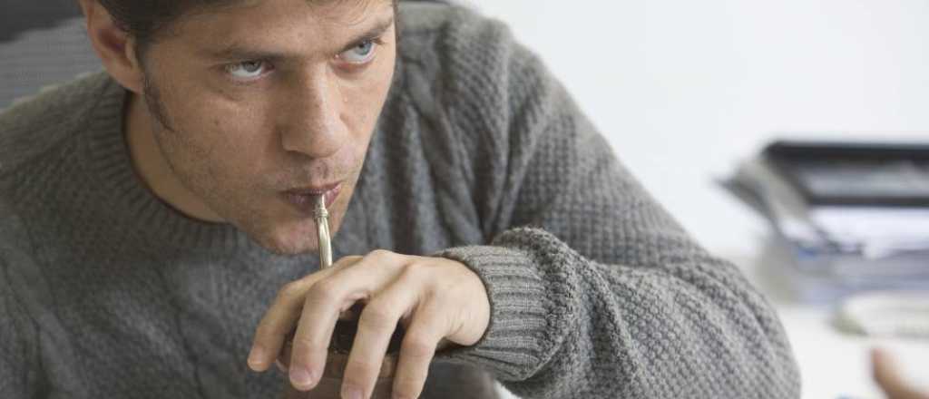 Aseguran que Kicillof usó una foto de la campaña de Macri por el 25 de Mayo