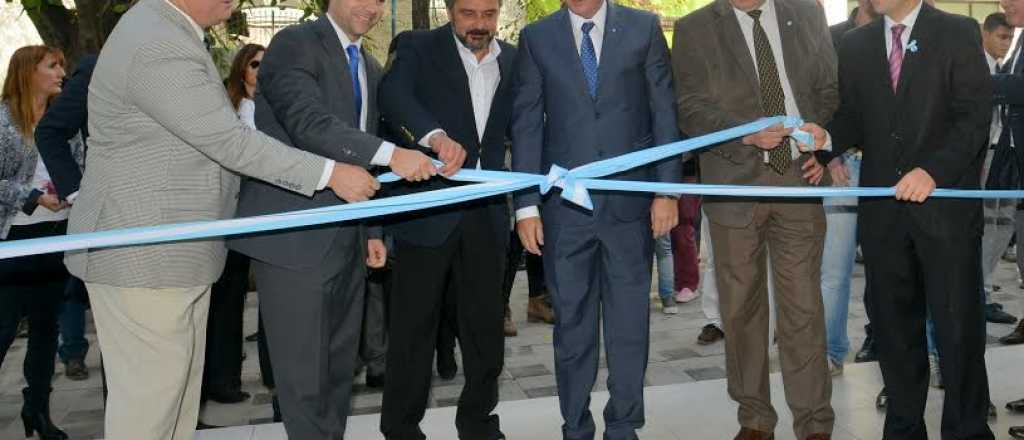 Pérez inauguró el nuevo edificio del Juegos y Casinos