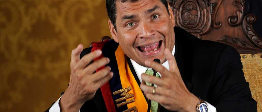 Ordenan la prisi&oacute;n preventiva a Rafael Correa en Ecuador por sobornos 