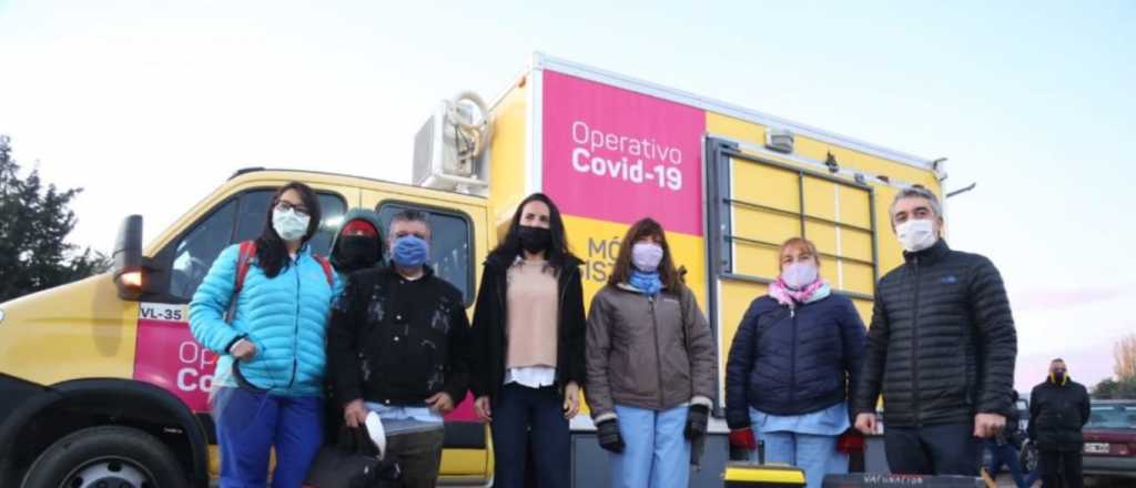 Bragagnolo repartió kits sanitarios en barrios vulnerables de Luján