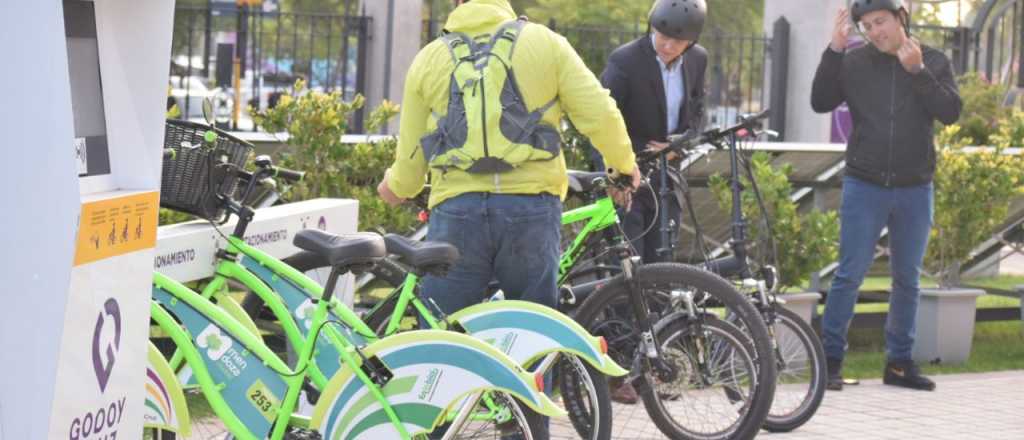 Godoy Cruz pagará hasta $3.900 a los municipales que vayan en bicicleta