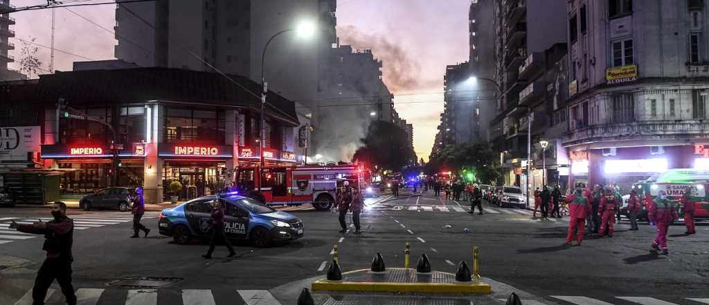 Hubo dos explosiones m&aacute;s en la perfumer&iacute;a donde murieron los bomberos