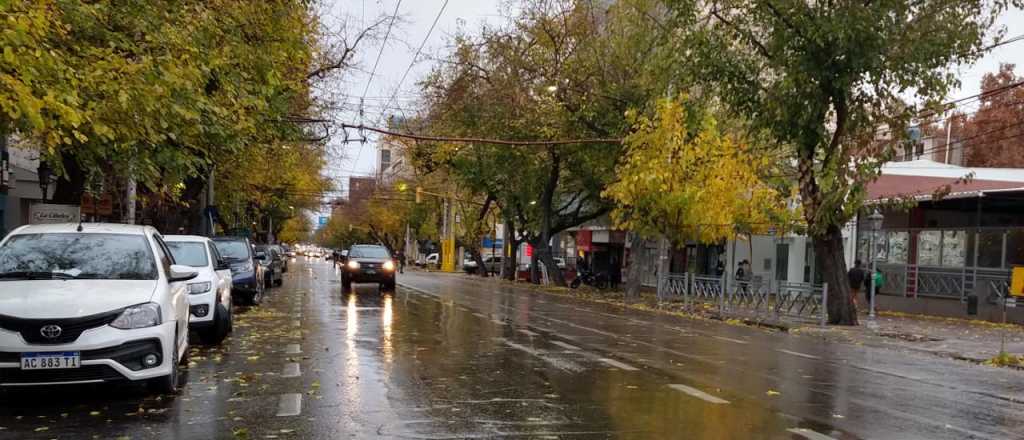 Tiempo frío y  con lluvias muy fuertes en el Gran Mendoza