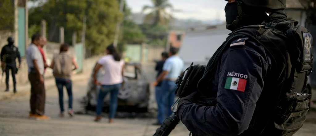 Las protestas contra abusos policiales llegan a México luego de la muerte de un albañil