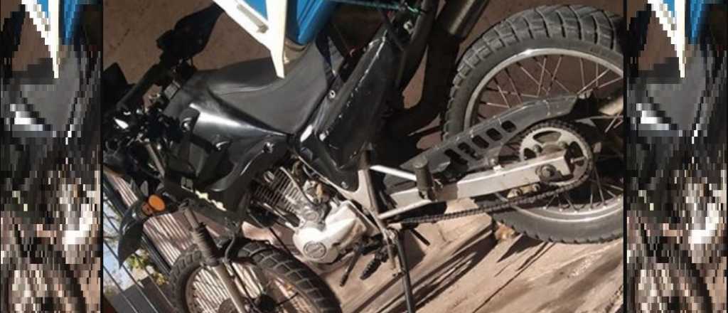 Un delivery fue a entregar un pedido y le robaron la moto en Rivadavia