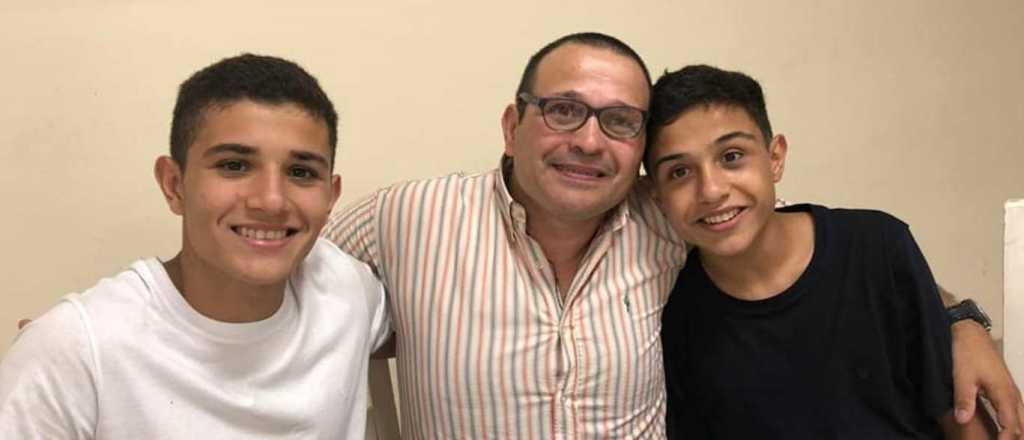 Cobr&oacute; el IFE, pero se lo don&oacute; a un vecino que no pudo acceder