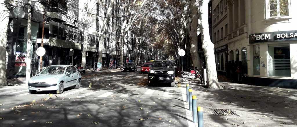 Casi 6.000 mil usuarios sin luz en Mendoza por el Zonda 