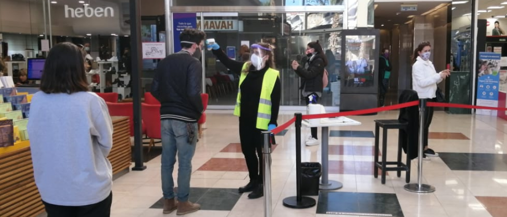 Cayeron 6,7% las ventas minoristas en noviembre