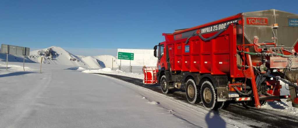 Alertan sobre intensas nevadas y posible cortes de rutas en el Sur provincial