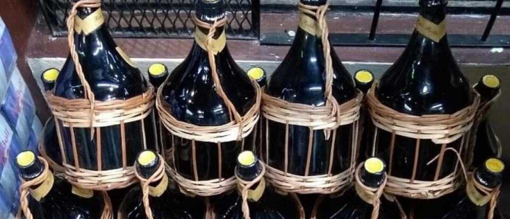 Llega a Mendoza la modalidad de "recargar" botellas de vino en bodegas