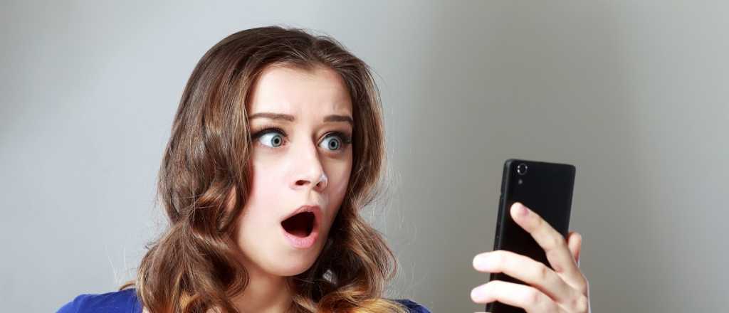 Para qué sirve el reloj que aparece en los contactos de WhatsApp