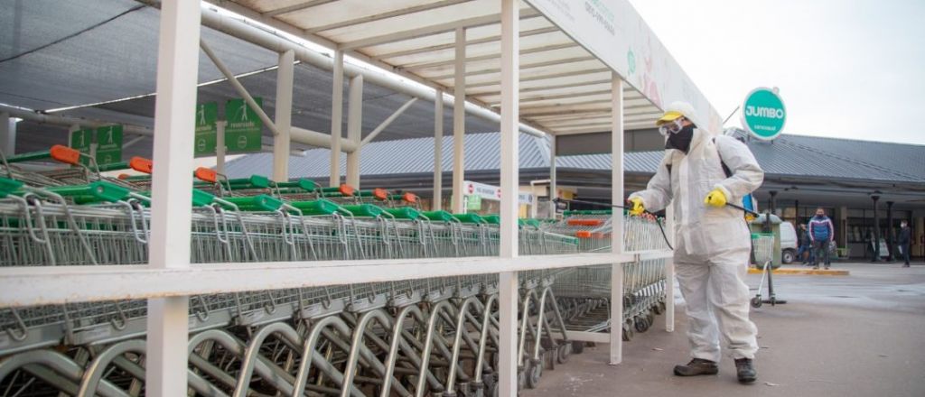 Ya son tres los empleados del Jumbo de Carrodilla con coronavirus