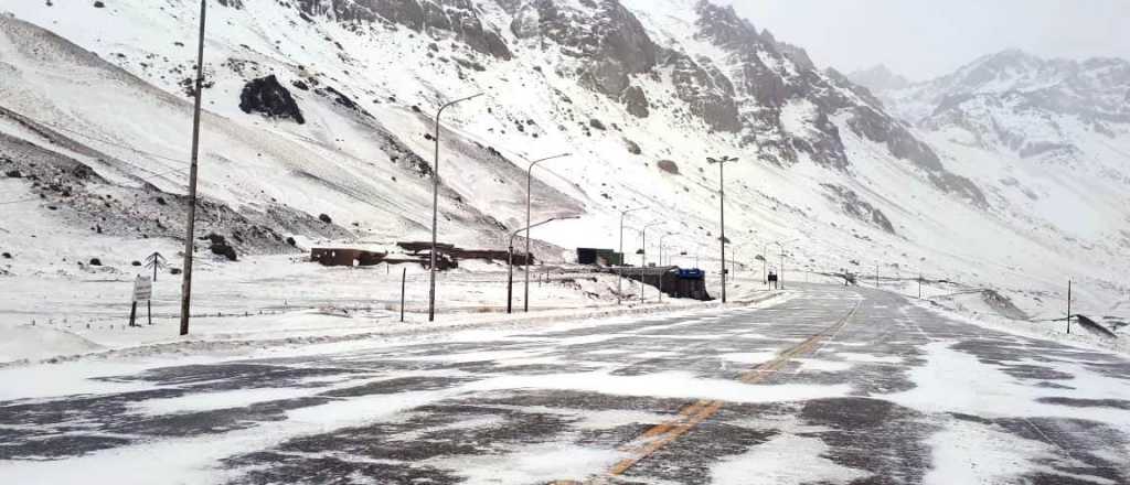 El invierno llega a Mendoza con intensas nevadas en Alta Montaña