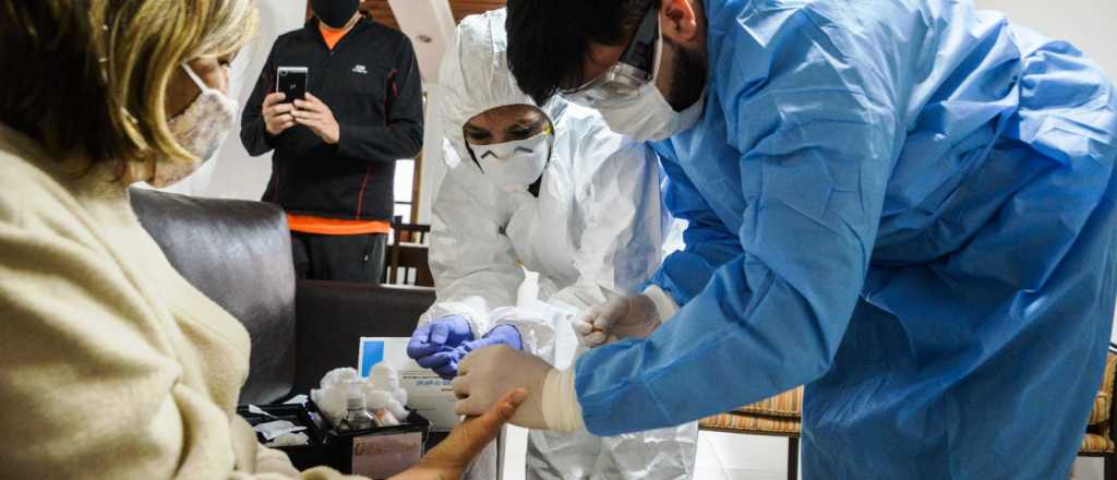 Hubo 35 fallecidos y un nuevo récord de contagios de coronavirus en el país
