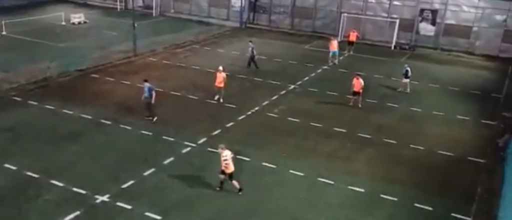 En Mendoza seguir&aacute; inhabilitado el "metegol humano"