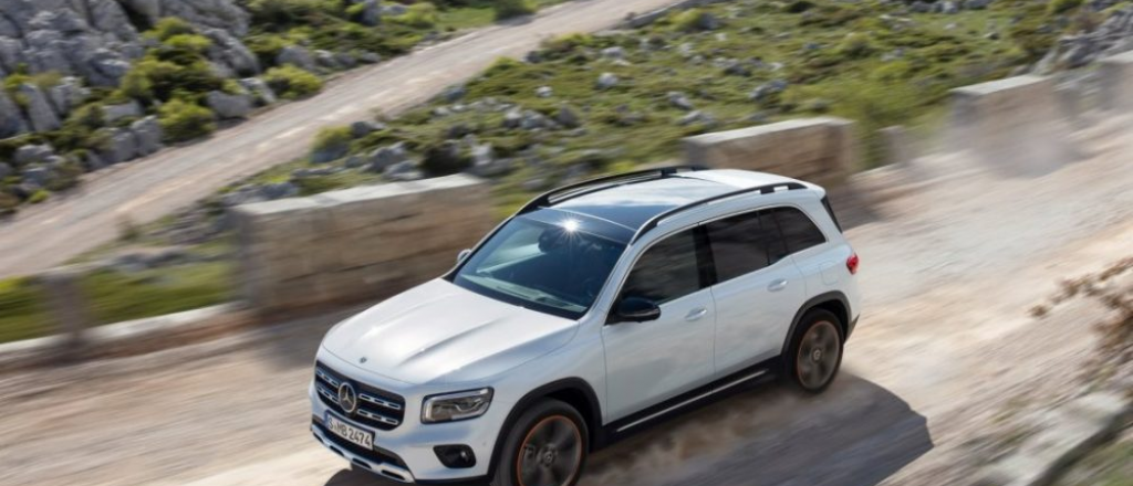 El SUV Mercedes-Benz GLB ya está en Argentina con este precio
