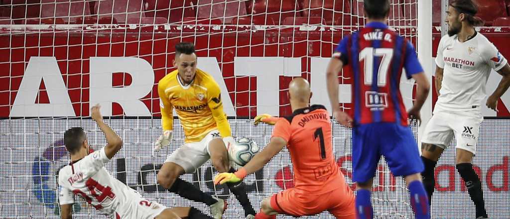 Video: Ocampos entró al arco y salvó al Sevilla en la última jugada