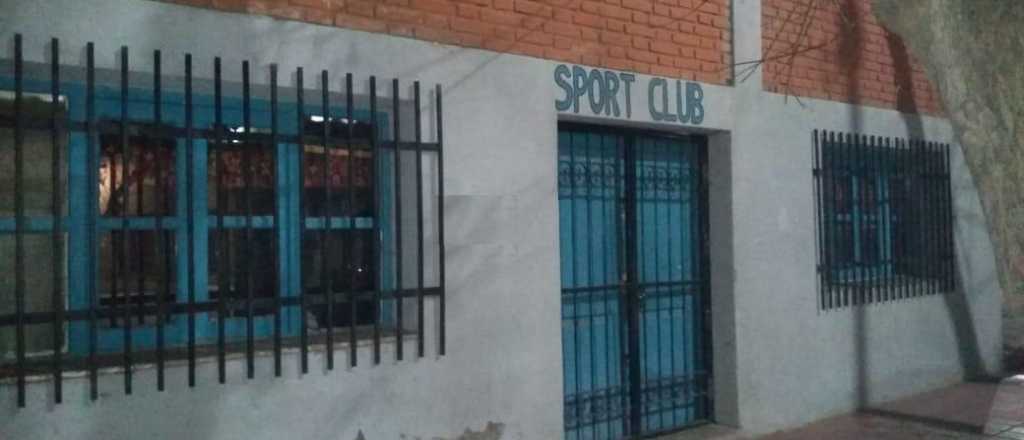 Rivadavia: 17 detenidos por estar jugando a las bochas en un club