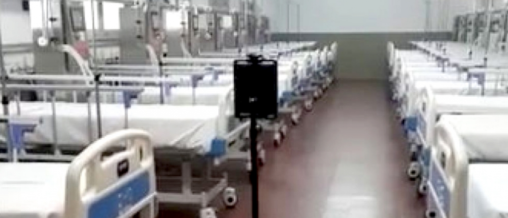 Corrientes sumó un robot enfermero a su hospital de campaña