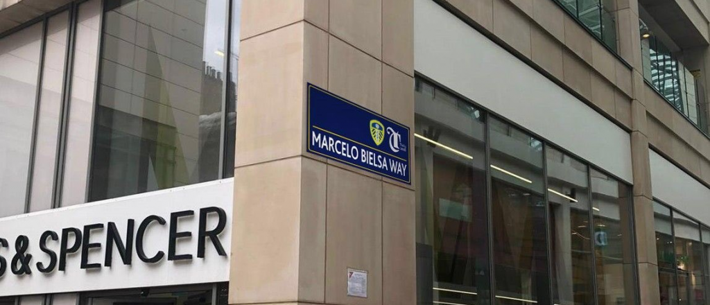 Fiebre por el Loco: una calle en Leeds fue rebautizada "Marcelo Bielsa Way"