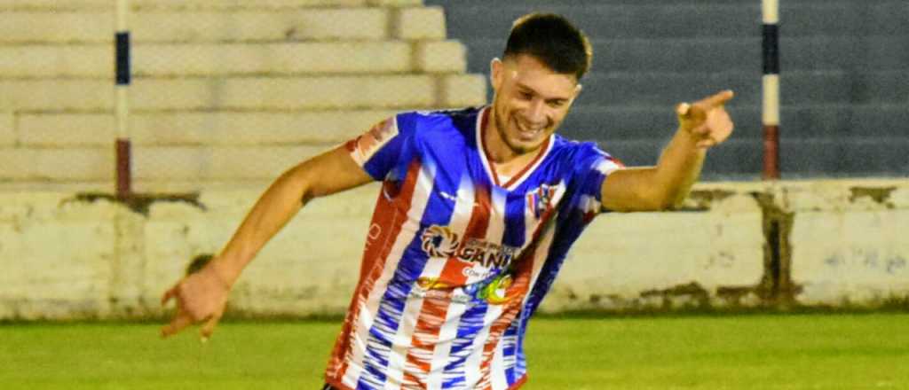 Video: as&iacute; juega Alan Cantero, el delantero que quiere el Tomba