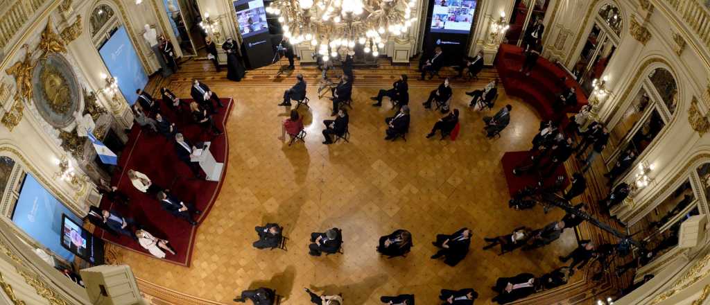Los tres mendocinos en la presentación de la Reforma Judicial