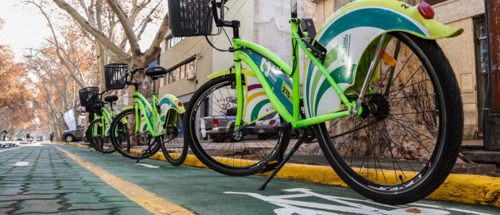 A la re a la refalosa, con bici es otra cosa