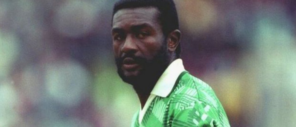 Falleció el capitán de Camerún que venció a la Argentina en Italia '90