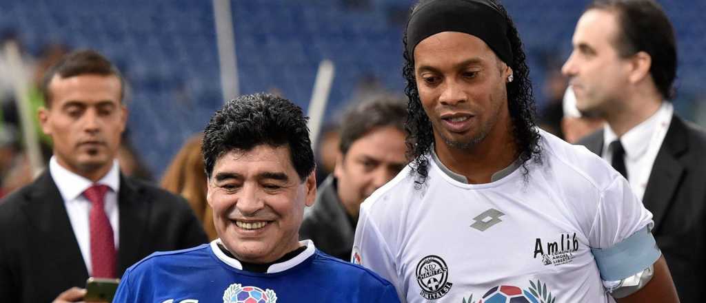 Ronaldinho recupera su libertad y ¿jugará en el Gimnasia de Maradona?