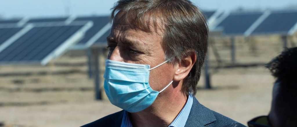 El salario del gobernador continuará congelado, al menos hasta diciembre