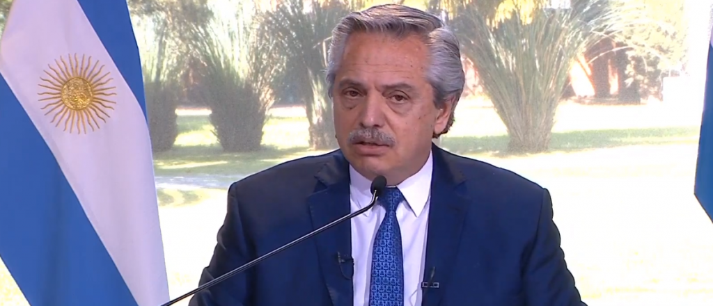 Fernández aseguró que la decisión del Gobierno fue "preservar el empleo"