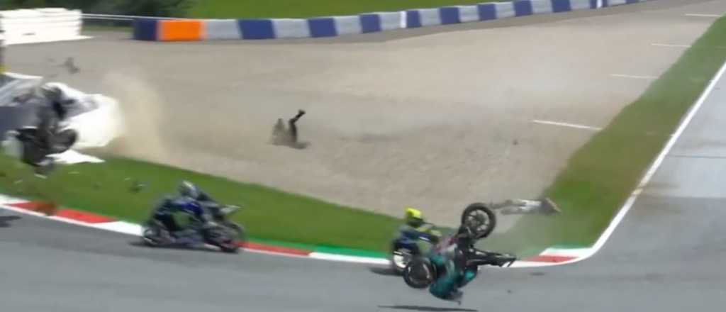 Videos: dos impresionantes accidentes en el Moto GP