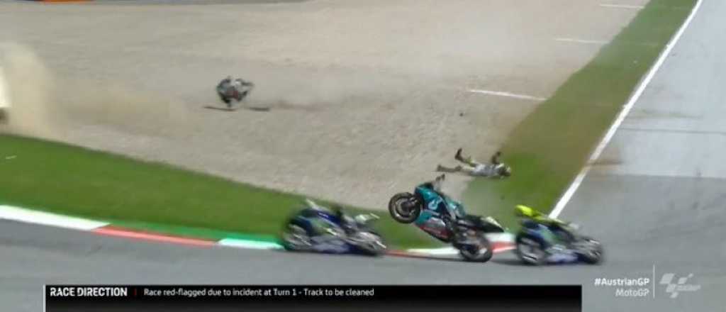 Videos: dos impresionantes accidentes en el Moto GP