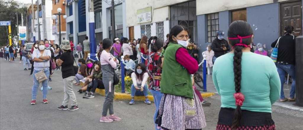 Coronavirus: en Perú agotaron los cupos para probar dos vacunas en 10'