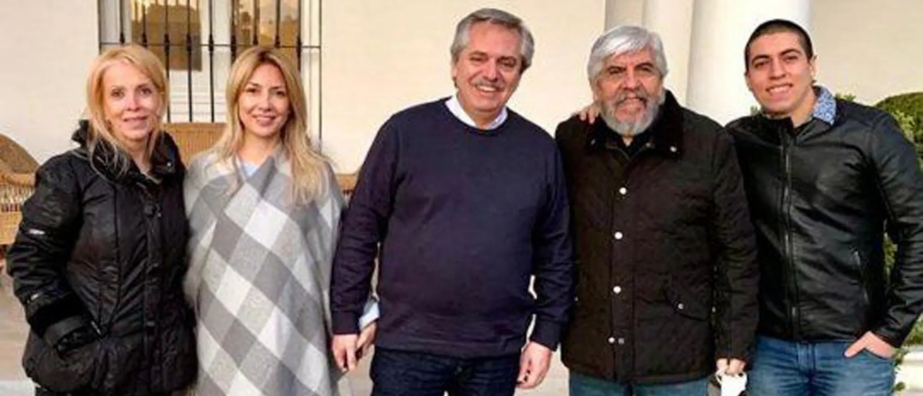 Pol&eacute;mica por la foto de Alberto y Hugo Moyano en Olivos