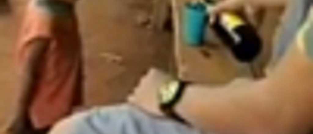Indignante: emborracharon a un nene de tres a&ntilde;os para re&iacute;rse de &eacute;l