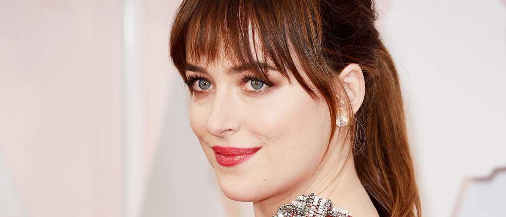 Dakota Johnson gan&oacute; el Oscar al "mejor" look de la nueva cuarentena