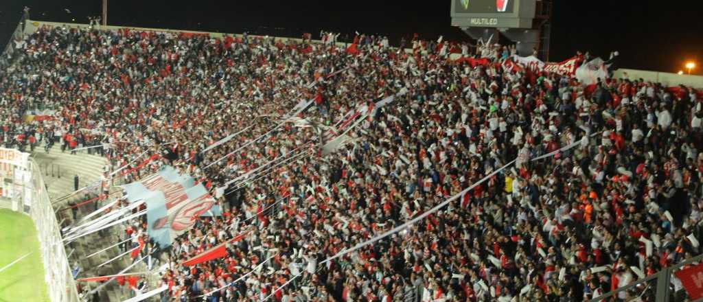 El fen&oacute;meno de los hinchas de Hurac&aacute;n y el ejemplo de "querer es poder"