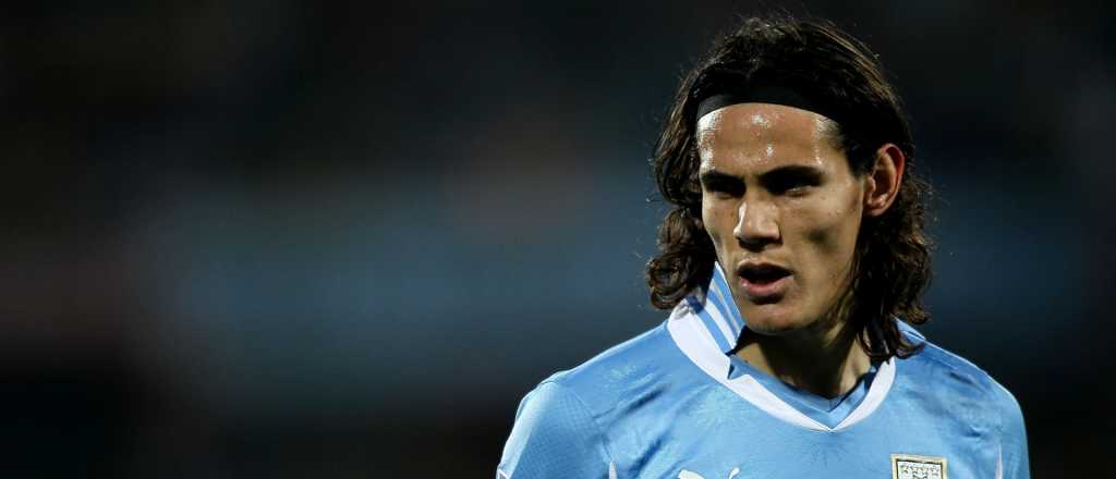 Por culpa de su padre, Cavani se iría de la Copa América