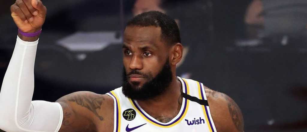 LeBron James rompió otro récord con los Lakers