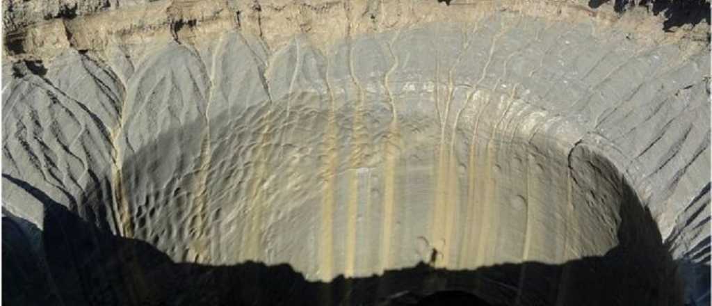 Cr&aacute;teres en Siberia: tienen 50 metros de profundidad y aparecieron en Rusia